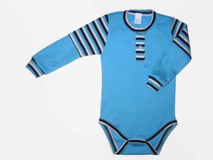 Pamut baba body fiús, türkizkék, sötétkék-fehér-türkizkék, hosszú , felemás ujjal és passzéval, fiús kombidressz, termékkép.