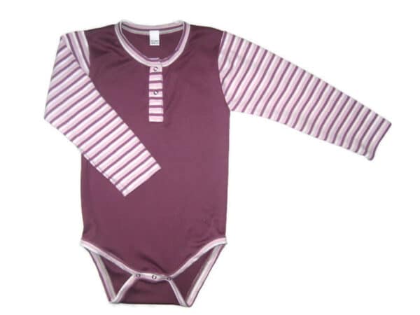 Lányka pamut baba body, sötétlila színű pocak, lila csíkos hosszú ujjal és szegőkkel, termékkép.