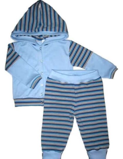 Baba ruha szett fiúknak, világoskék, tengerkék-fehér-szürke keskeny csíkos kapucnival és felemás ujjal, színben illő csíkos hosszú nadrággal, termékkép.